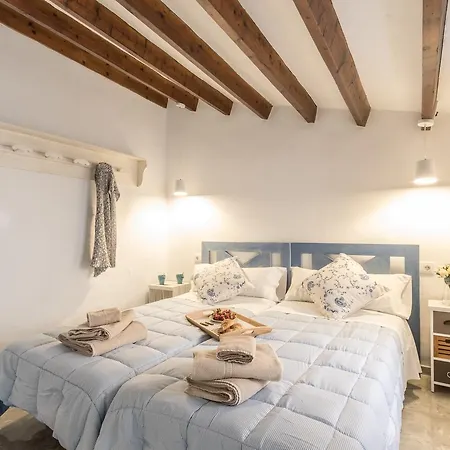 Townhouse On The Rocks By Homevillas360 Holiday home *